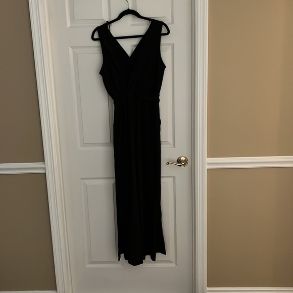 Formal Black Jumpsuit with tie front - Picture 4 of 5